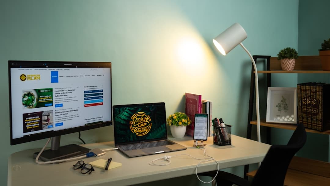 How to Choose Home Office Lighting for Video Calls and Reduced Eye Strain — home office lighting for video calls